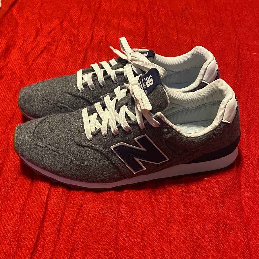 New Balance Women's Gray and White Athletic Sneakers
